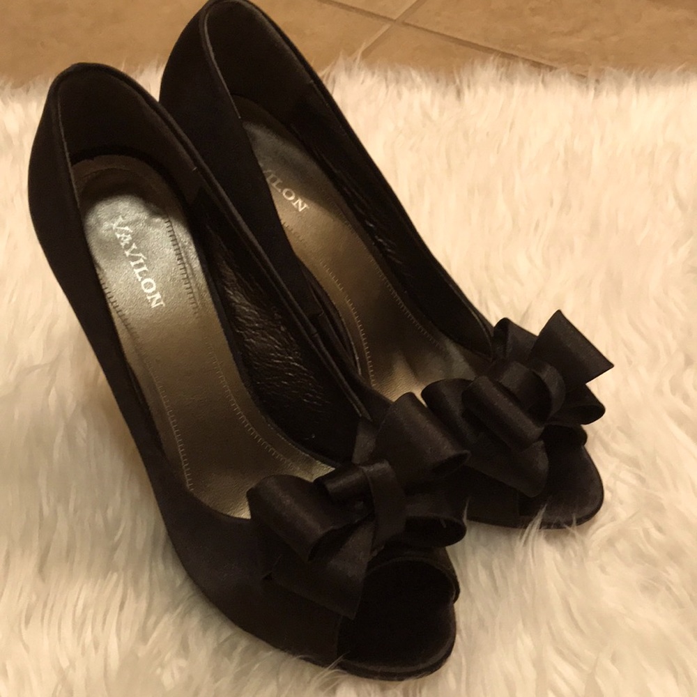 Black satin textile high heel open toe shoes